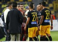 Άρης – Ολυμπιακός: Ένταση με Λάζαρο, Τζανακάκη, Σιώπη στο ντέρμπι (pics)