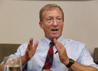 Τομ Στάγιερ ύποπτο δέμα: Εντοπίστηκε με παραλήπτη τον δισεκατομμυριούχο