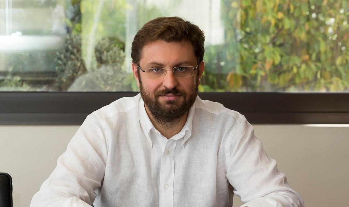 Κώστας Ζαχαριάδης: Γραφικός ο Κυριάκος Μητσοτάκης
