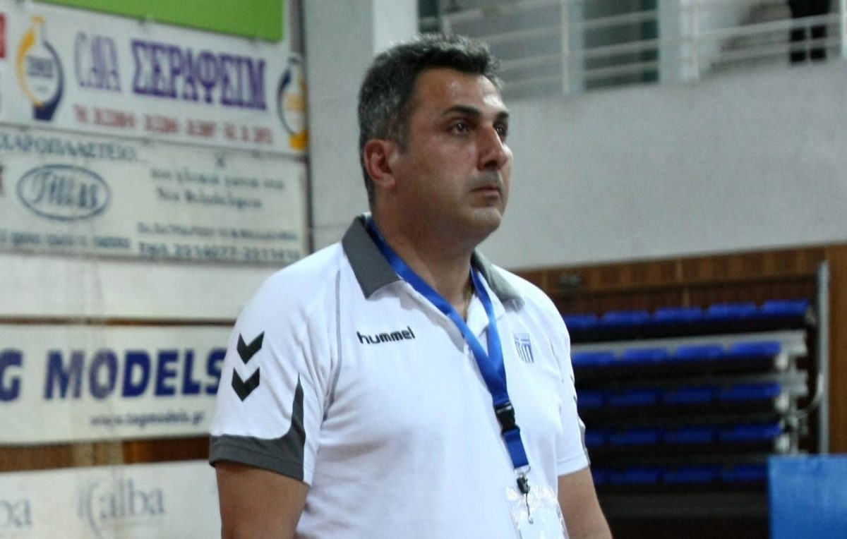 Πέθανε ο Θανάσης Καρακεχαγιάς