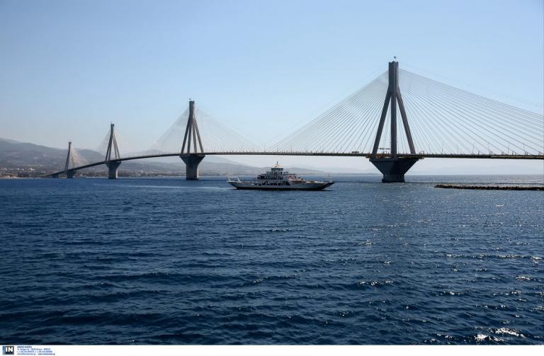 Γέφυρα Ρίου – Αντιρρίου: Λήξη συναγερμού για τον άνδρα που απειλούσε να αυτοκτονήσει
