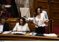 Αχτσιόγλου: Από την 1η Ιανουαρίου 620.000 συνταξιούχοι θα δούνε αύξηση στις συντάξεις τους