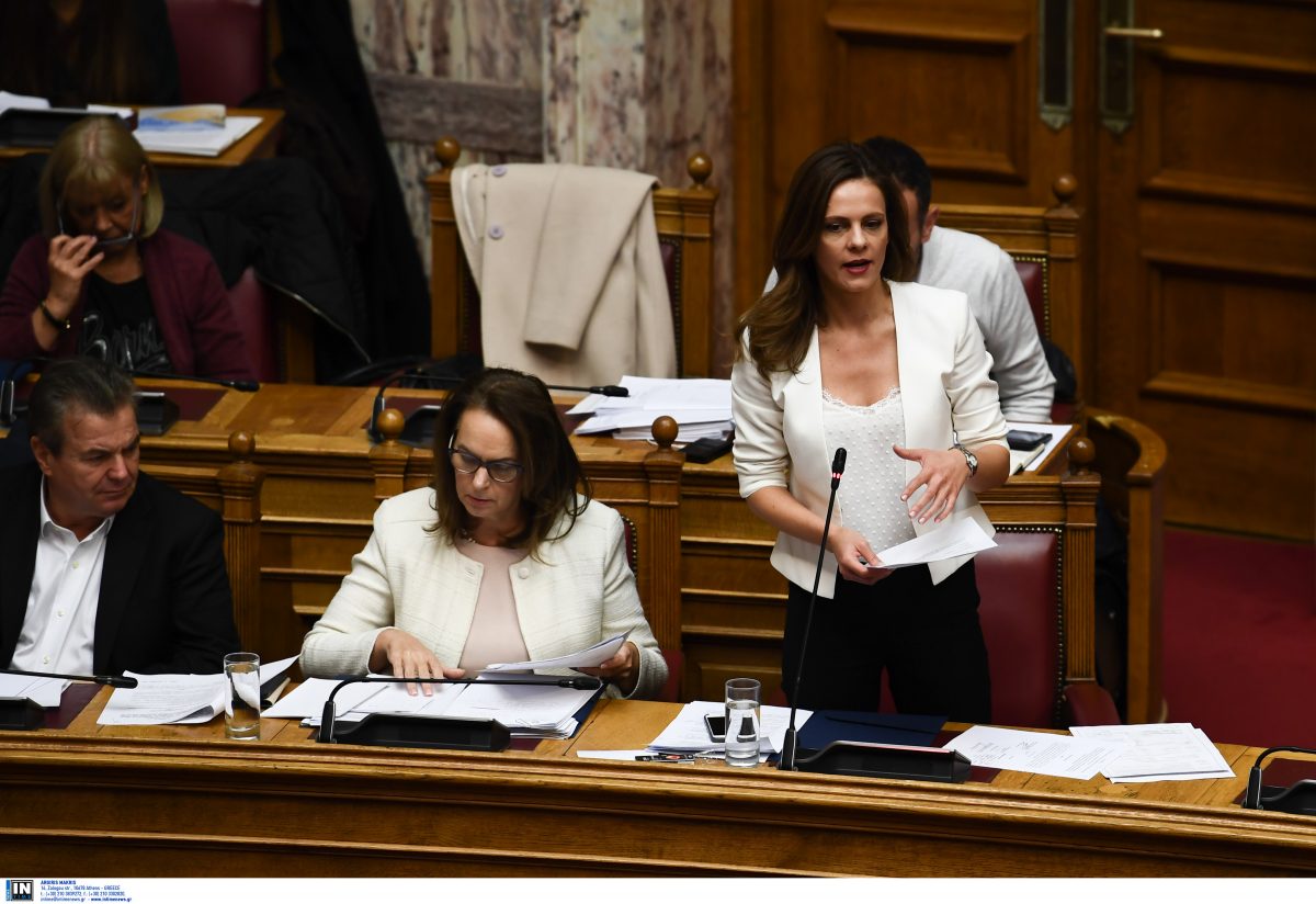 Αχτσιόγλου: Από την 1η Ιανουαρίου 620.000 συνταξιούχοι θα δούνε αύξηση στις συντάξεις τους