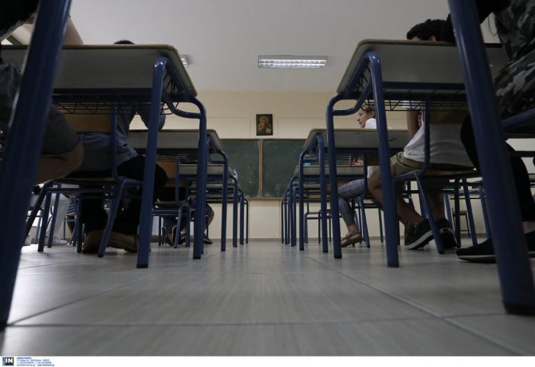 Αλλαγές στις Πανελλήνιες: Αυτά σχεδιάζει ο Γαβρόγλου – Οι “πράσινες” και οι “κόκκινες” σχολές