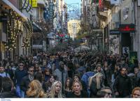 Εορταστικό ωράριο: Πώς θα λειτουργήσουν τα καταστήματα μετά τα Χριστούγεννα