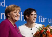 CDU νέα πρόεδρος: Ποια είναι η διάδοχος της Μέρκελ