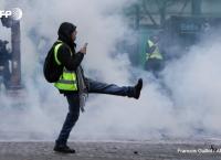 Αληθινή κόλαση στο Παρίσι απ’ τις διαδηλώσεις – Φωτιά στα Ηλύσια (vid)