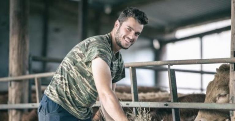 Αγρότες από τη Λάρισα έβγαλαν το δικό τους ημερολόγιο