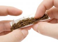 Στριφτό τσιγάρο: Άσχημα τα νέα για τους καπνιστές – Τι δείχνει έρευνα για αυτούς που το επιλέγουν