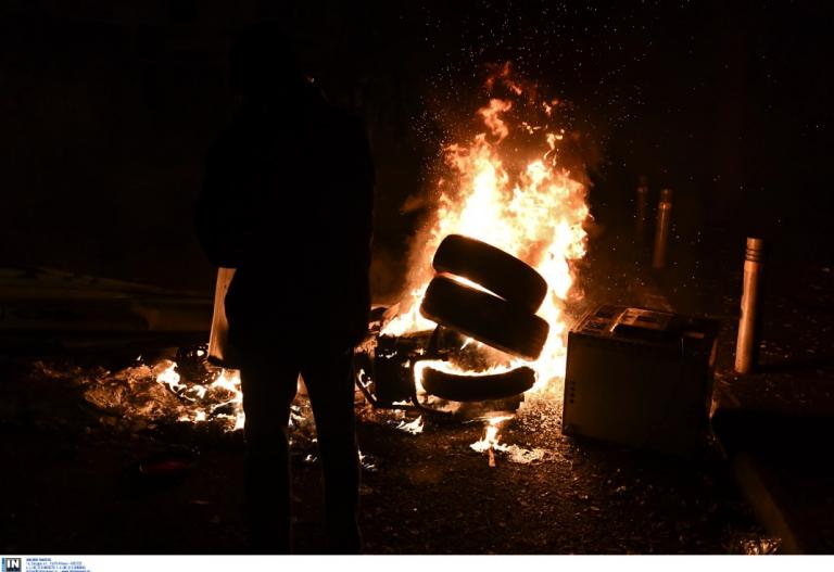 Γρηγορόπουλος: Ένας τραυματίας στα Εξάρχεια