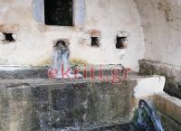 Οι βρύσες στο Κράσι της Κρήτης τρέχουν και πάλι άφθονο νερό (pics)
