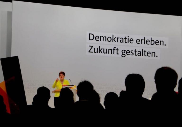 Συνέδριο CDU: Η Άνεγκρετ Κραμπ-Καρενμπάουερ εξελέγη νέα πρόεδρος