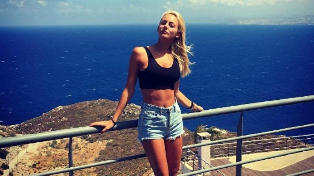 Στέφανος Αθανασιάδης: Η ξανθιά καλλονή που τον παρακινεί στο σκοράρισμα (pics)