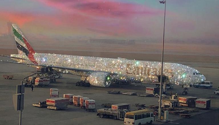 Το αεροσκάφος της Emirates με τα διαμάντια: Η φωτογραφία που έχει γίνει viral (pics)
