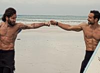 Οι τρεις κολλητοί Έλληνες παρουσιαστές που πλέον είναι εχθροί