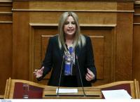 Γεννηματά για Τσίπρα: “Είναι το πιο πειθήνιο όργανο της Μέρκελ”