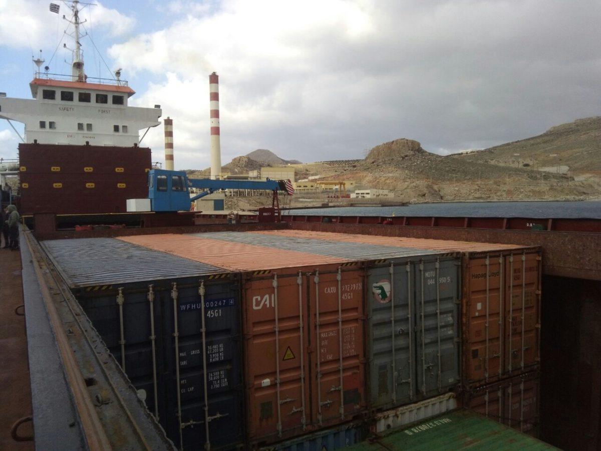 Φορτηγό πλοίο με ναρκωτικά στην Κρήτη: Πάνω από 100 εκατομμύρια ευρώ η αξία τους (pics&vid)