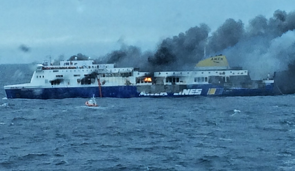Norman Atlantic: Τέσσερα χρόνια από την τραγωδία με το φλεγόμενο πλοίο (vids)