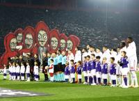 Ολυμπιακός – Μίλαν: Το εντυπωσιακό κορεό των “ερυθρολεύκων” (vid)