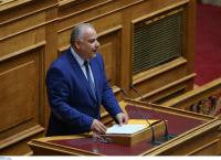 Βουλή: Πανό σήκωσε ο Σαρίδης της Ένωσης Κεντρώων (pic&vid)