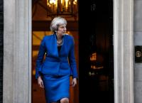 Πρόταση μομφής κατά της Μέι: Οι υποστηρικτές και οι 8 που καραδοκούν για τη θέση της