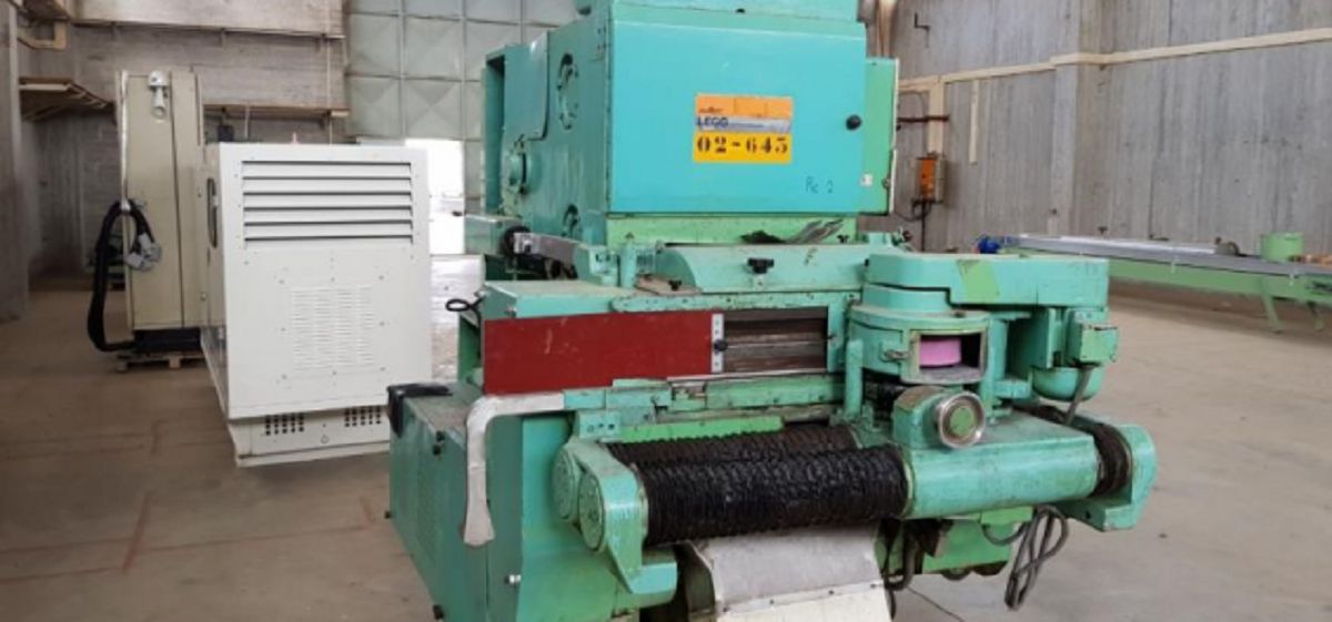 ΣΔΟΕ τσιγάρα: Εντοπίστηκε παράνομο εργοστάσιο στον Ασπρόπυργο (pics)