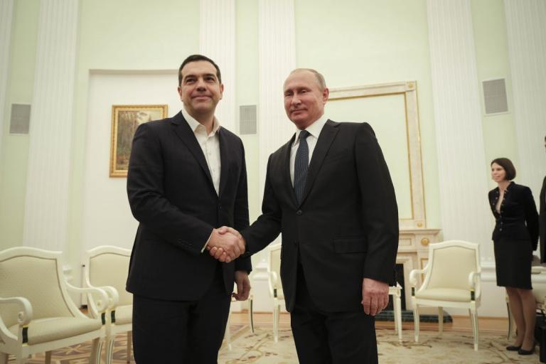 Συνάντηση Τσίπρα – Πούτιν: Ικανοποίηση στην Αθήνα για την επίσκεψη του πρωθυπουργού στη Μόσχα