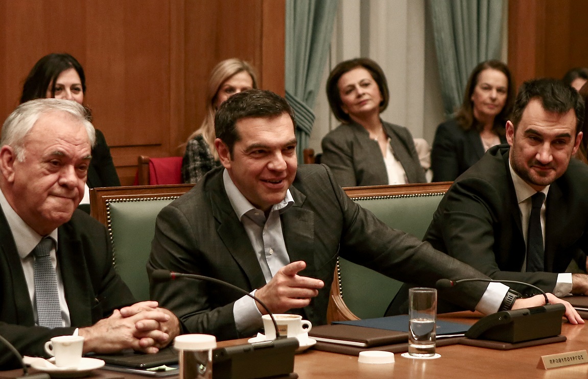 Τσίπρας στο υπουργικό συμβούλιο: Έρχονται 15.000 προσλήψεις στην εκπαίδευση