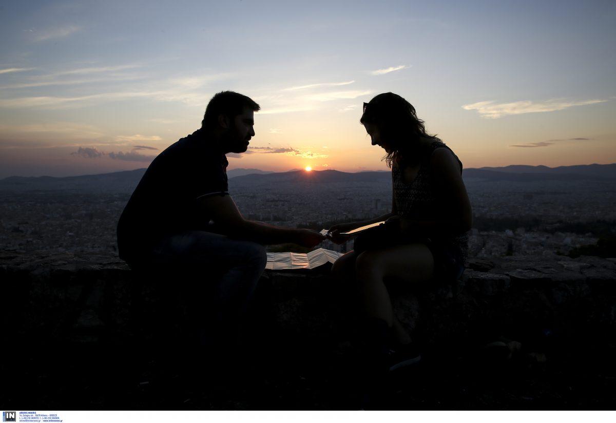Viral: Αυτή είναι η εικόνα που δείχνει πως είναι να ζει ένα ζευγάρι με τον κατώτατο μισθό