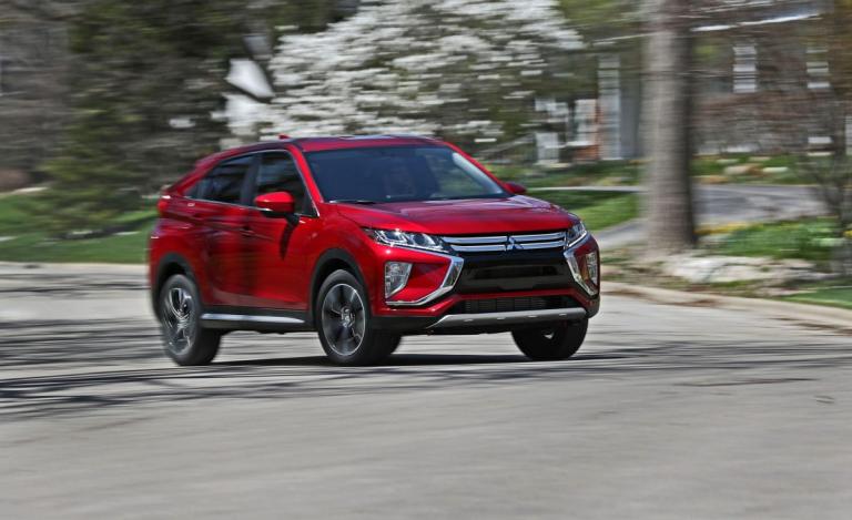 Mitsubishi eclipse cross вес