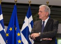 Υπόθεση Novartis: Να ανακληθεί η προστασία των μαρτύρων ζητά ο Αβραμόπουλος