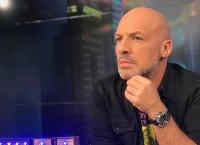 Νίκος Μουτσινάς εκπομπή: Αντιμετωπίζω το “για την παρέα” ως παράσταση