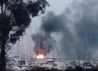 Πάτρα: Πυρκαγιά σε δύο ιστιοφόρα στο παλιό λιμάνι