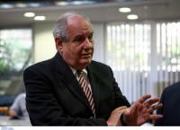 Βουλή: Επεισόδιο μεταξύ Καμμένου και Κουίκ – «Είσαι τομάρι»