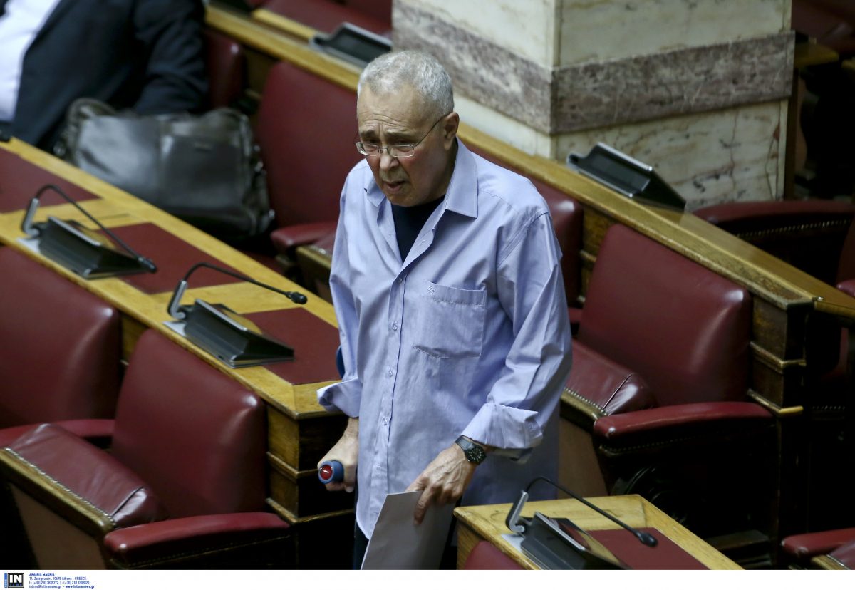 Ζουράρις: “Αν δεν υπήρχε ο ΣΥΡΙΖΑ, ο ΠΑΟΚ δεν θα έπαιρνε πρωτάθλημα” (vid)