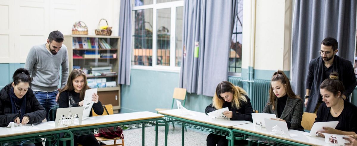 Δήμος Αθηναίων: Εργαστήρι τυπογραφίας και βιβλιοδεσίας στα Ανοιχτά Σχολεία