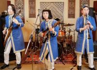 Έπος: Ιάπωνες τραγουδούν τα “Καγκέλια” και δακρύζει (από τα γέλια) το Διαδίκτυο (vid)