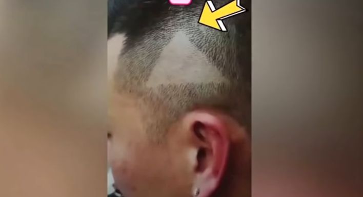 Ένα μπέρδεμα σε κουρείο έγινε viral – Κουρέας και πελάτης χάθηκαν στη… μετάφραση (vid)