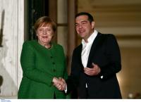 Αυτή είναι η φωτογραφία Τσίπρα – Μέρκελ που σαρώνει στο ίντερνετ
