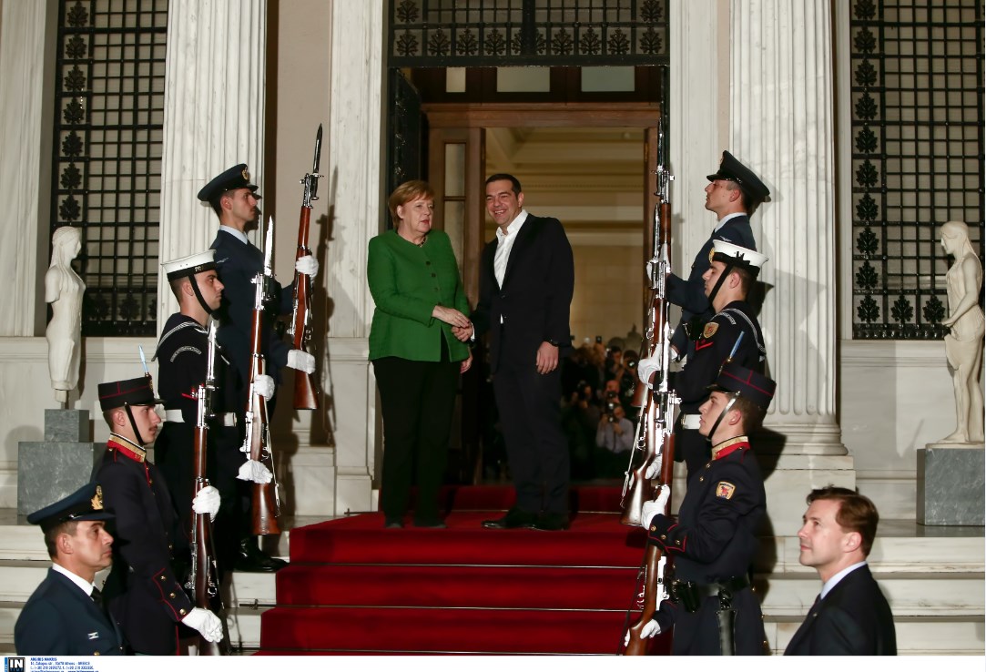 Επίσκεψη Μέρκελ: Στην Αθήνα η Γερμανίδα Καγκελάριος (vid)