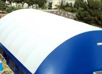 Δήμος Παπάγου – Χολαργού: Λυόμενο στέγαστρο στα ανοικτά γήπεδα του Λόφου Τσακού