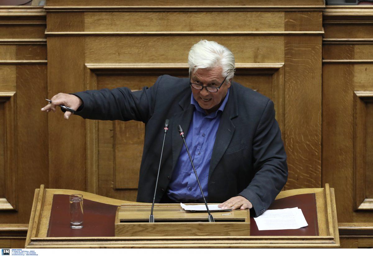 Παπαχριστόπουλος: Παραιτήθηκε από βουλευτής