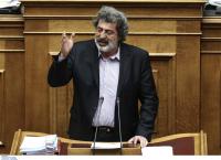 Ο Πολάκης απαντά στον Ευρωπαίο Επίτροπο: “Το τσιγάρο θα το κόψω όταν θέλω εγώ”