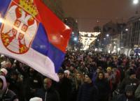 Σερβία: Ξανά στους δρόμους χιλιάδες άνθρωποι εναντίον του Βούτσιτς