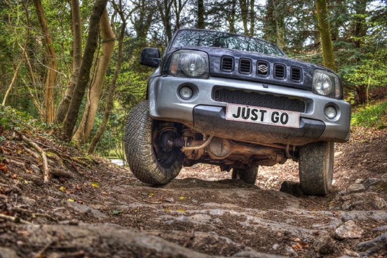 Suzuki: Θα παρουσιάσει την PickUp έκδοση του Jimny