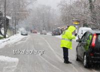 Τρίκαλα κακοκαιρία: Ξεπέρασε το 1 μέτρο το ύψος του χιονιού στα ορεινά (pic&vid)