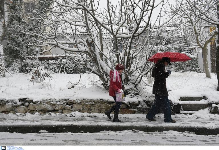 Νέο έκτακτο δελτίο επικίνδυνων καιρικών φαινομένων: Πυκνές χιονοπτώσεις και το Σάββατο
