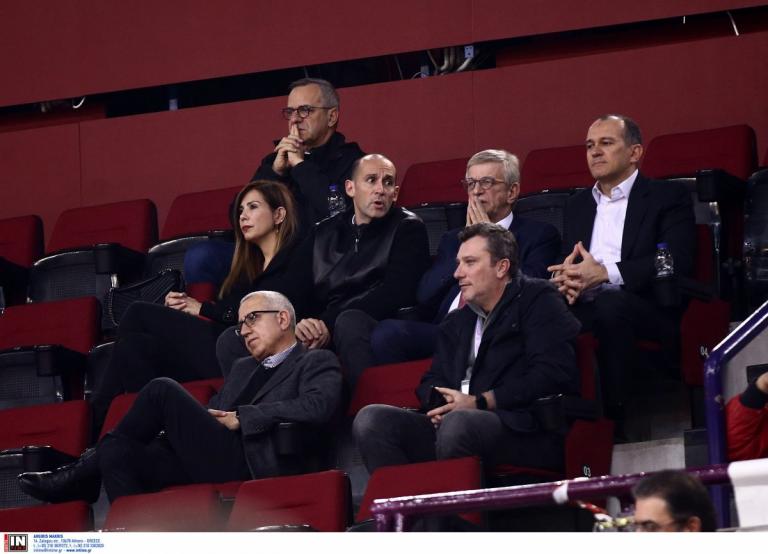 Kλίμα συσπείρωσης και ενότητας στον Ολυμπιακό