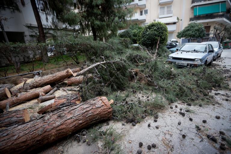 Διακοπές ρεύματος στην Αττική λόγω της κακοκαιρίας – Δείτε σε ποιες περιοχές