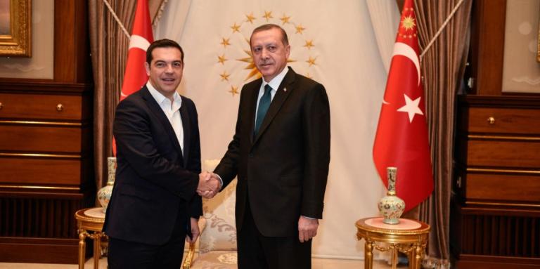 Η Τουρκία επικήρυξε τους 8 Τούρκους αξιωματικούς
